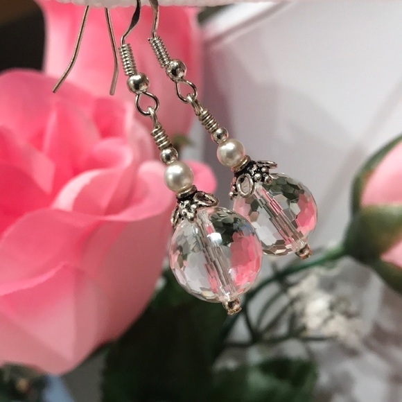 π₯ON SALEπ₯3/$30π₯ π LA Design π Handmade Earring - Picture 2 of 4